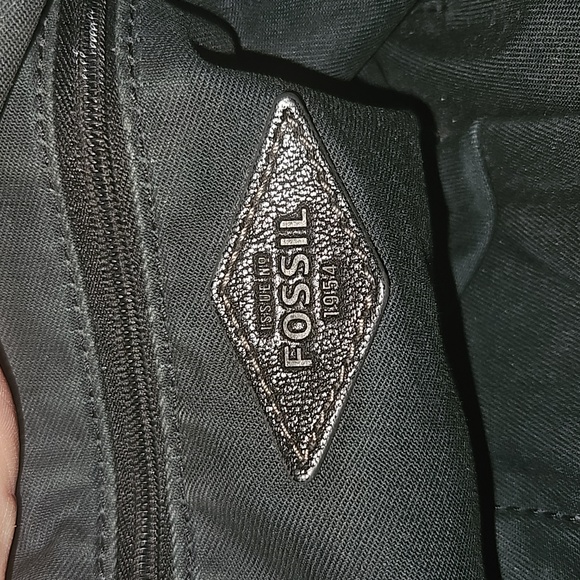 Fossil Corey Black and Brown Leather Crossbody Bag - Picture 7 of 12